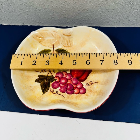 East West Distributing Co Apple Shaped Ceramic Dish - serving - Fruit - Picture 3 of 5